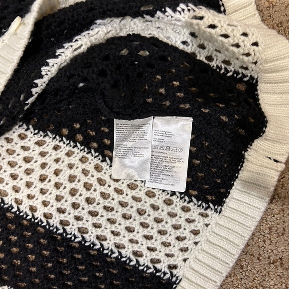 H&M Black and White Striped Cardigan - Picture 8 of 9